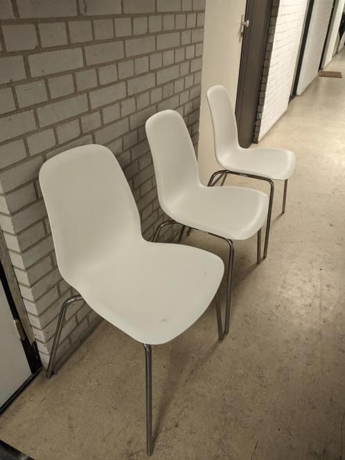 3x IKEA Broringe stoelen, Huis en Inrichting, Stoelen, Gebruikt, Drie, Kunststof, Metaal, Wit, Ophalen
