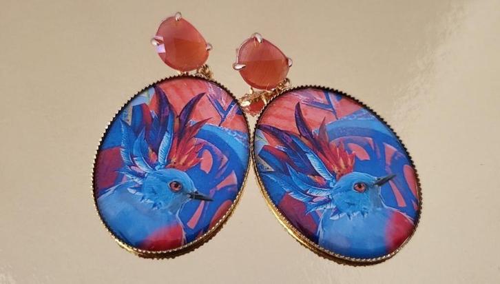 Oorbellen blauwe vogel, Sieraden, Tassen en Uiterlijk, Oorbellen, Nieuw, Knopjes of Stekers, Overige materialen, Goud, Verzenden