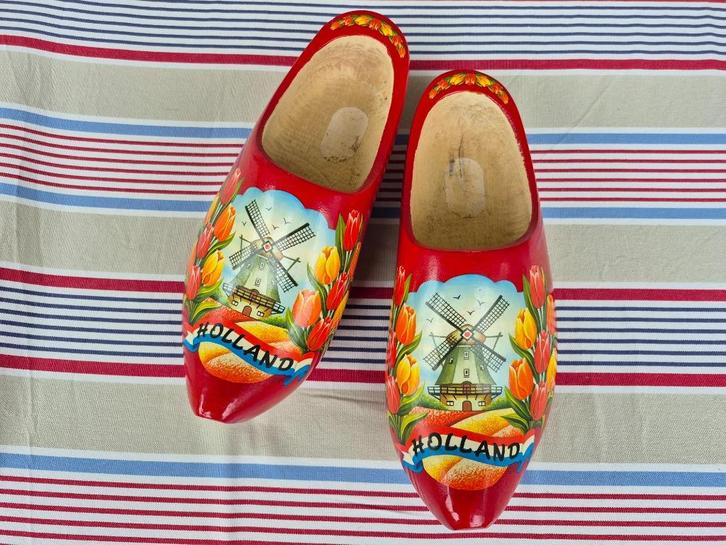 Rode houten klompen - molen tulpen, Tuin en Terras, Werkkleding, Zo goed als nieuw, Heren, Schoenen, Ophalen