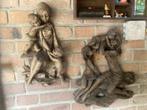 2 moeder & haar kindjes muurbeeldjes stenen beelden jaren70, Antiek en Kunst, Antiek | Wandborden en Tegels, Ophalen of Verzenden