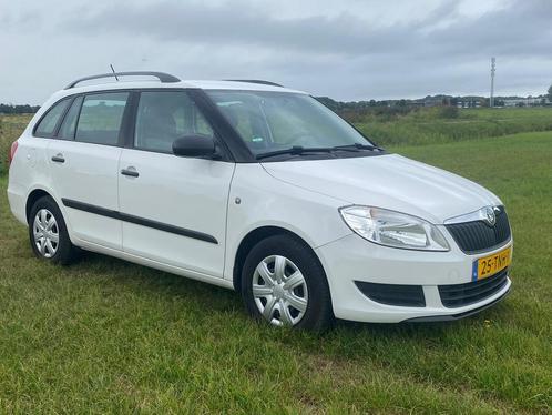 SKODA FABIA COMBI 1,2 2012 !! TREKHAAK Airco, Auto's, Skoda, Particulier, Fabia, ABS, Airbags, Airconditioning, Alarm, Centrale vergrendeling
