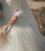 Turkse Bruidsjurk gelinlik - Sisi Den Haag - Hijab Stijl, Kleding | Dames, Ophalen, Zo goed als nieuw, Wit, Trouwjurk