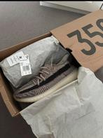 Adidas Yeezy Zyon, Ophalen of Verzenden, Zo goed als nieuw, Overige kleuren