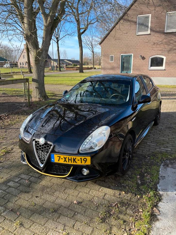 Alfa Romeo Giulietta 1.4 Turbo Multi AIR TCT 2014 Zwart, Auto's, Alfa Romeo, Particulier, Giulietta, ABS, Airbags, Airconditioning