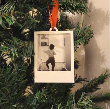 Polaroid kersthanger beschikbaar voor biedingen