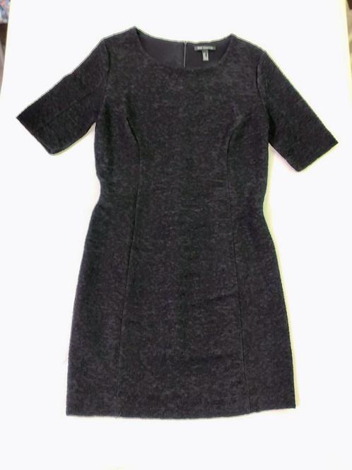 Kreukvrije zwarte Mango jurk maat 38/40, Kleding | Dames, Jurken, Zo goed als nieuw, Maat 38/40 (M), Zwart, Boven de knie, Ophalen of Verzenden
