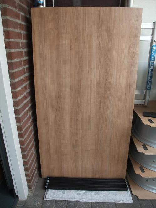 Eettafel zo goed als nieuw , geen krasjes niks, Huis en Inrichting, Tafels | Eettafels, Zo goed als nieuw, 50 tot 100 cm, 150 tot 200 cm