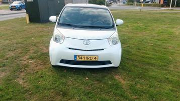 Toyota IQ 1.0 VVT-I Comfort parelmoer dealer onderhouden  beschikbaar voor biedingen