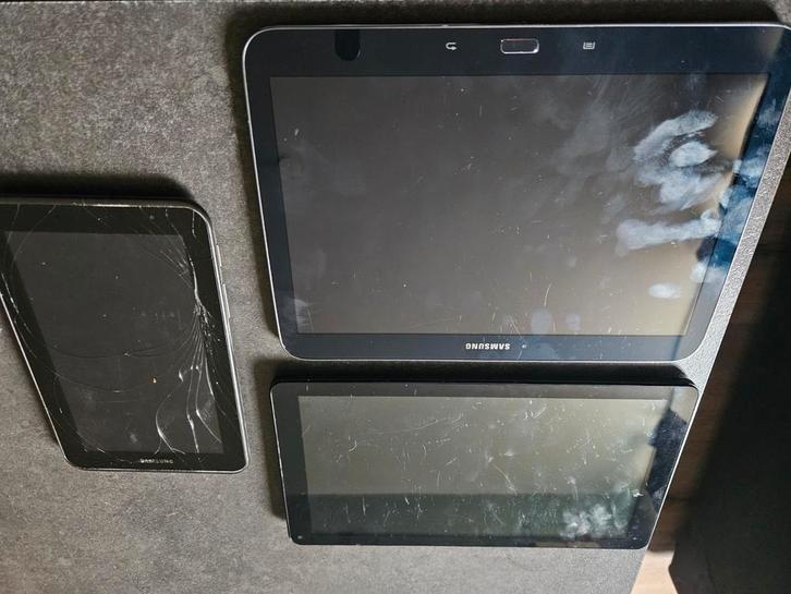 3 Oude Tablets - Opknappers of voor onderdelen, Computers en Software, Android Tablets, Niet werkend, Wi-Fi, 10 inch, 16 GB, Ophalen of Verzenden