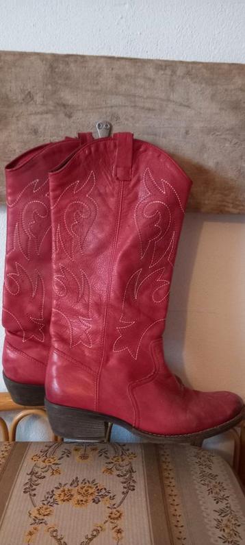 Rode leren cowboy laarzen maat 39 beschikbaar voor biedingen