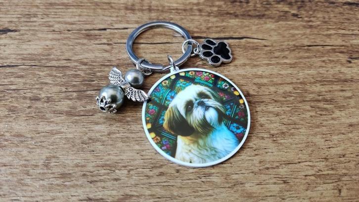 Tas/Sleutelhanger Shih tzu groot rond met lucky angel, Hobby en Vrije tijd, Overige Hobby en Vrije tijd, Nieuw, Verzenden