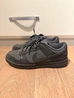Nike Dunk Low Cyber Reflective Maat 40, Ophalen, Zwart, Sneakers of Gympen, Zo goed als nieuw