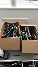 Gratis hangertjes kleerhangers, Kleding | Dames, Kledinghangers, Ophalen, Zo goed als nieuw