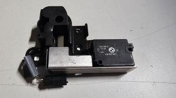 Achterklepslot van achterruit BMW 5-serie E39 touring 512482 beschikbaar voor biedingen