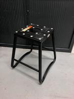 Te koop motorbokje / motorlift / paddockstand, Ophalen, Zo goed als nieuw