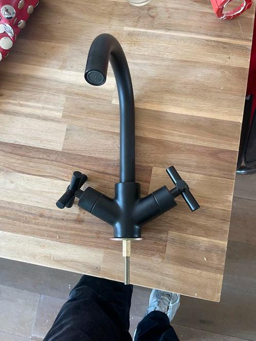 AquaVive Wastafelkraan Rosali Zwart - Nieuw, Doe-het-zelf en Verbouw, Sanitair, Nieuw, Kraan, Ophalen of Verzenden