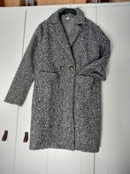 Dames jas grijs bouclé maat 40/L, Kleding | Dames, Jassen | Winter, Ophalen of Verzenden, Zo goed als nieuw, Maat 38/40 (M), Grijs
