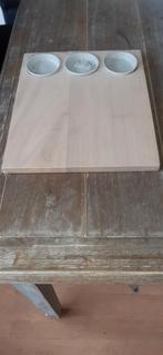 Borrelplank met 3 schaaltjes voor saus 25x30 nieuw, Nieuw, Ophalen of Verzenden, Schaal of Schalen, Overige stijlen