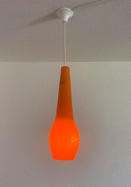 Grote vintage glazen hanglamp 70’s !50cm hoog!, Huis en Inrichting, Lampen | Hanglampen, Minder dan 50 cm, Glas, Ophalen of Verzenden