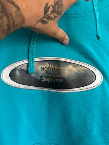 Supreme The North Face Lenticular Mountain Hoodie Sweatshirt beschikbaar voor biedingen