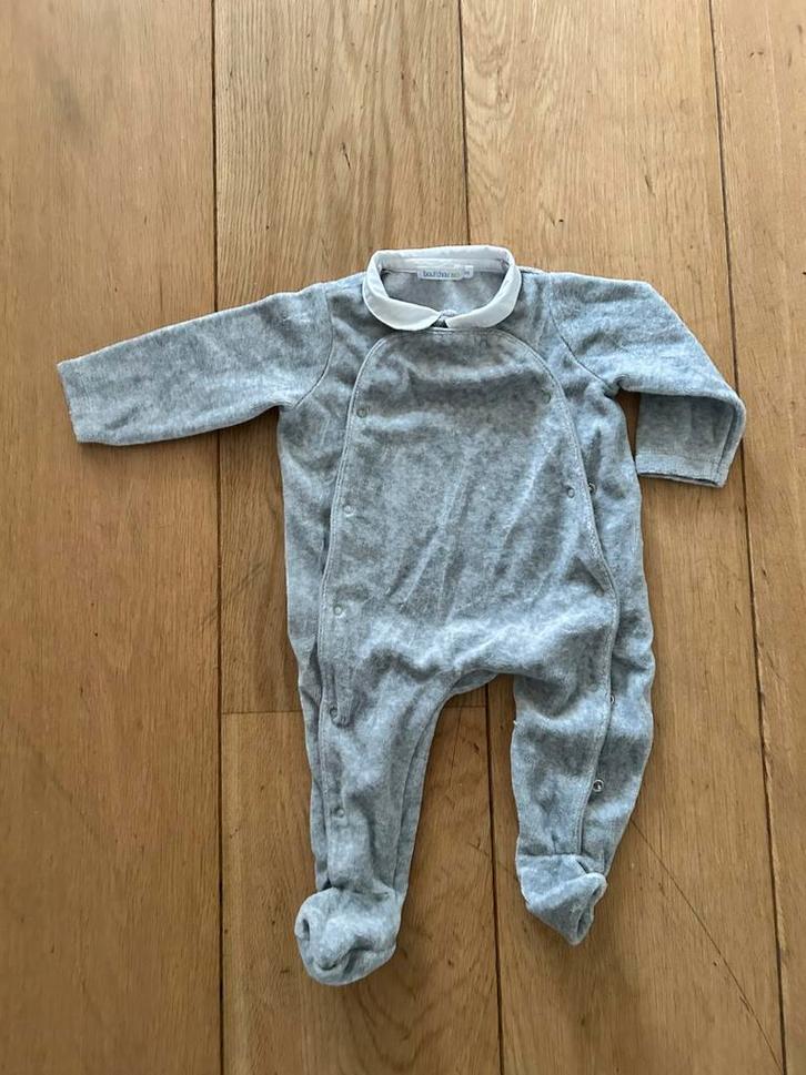Grijs babypakje 3 maanden, Kinderen en Baby's, Babykleding | Maat 62, Zo goed als nieuw, Jongetje of Meisje, Pakje, Ophalen of Verzenden