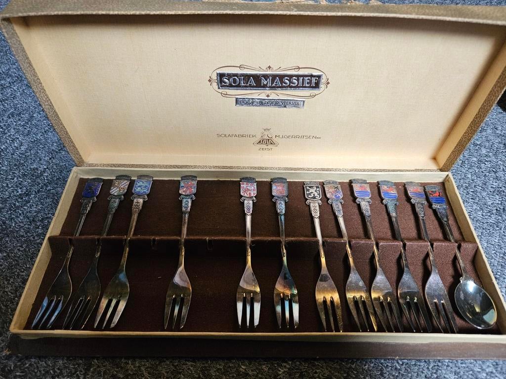 Vorkjes en lepeltje met wapenschilden anwb verzilverd, Antiek en Kunst, Antiek | Bestek, Ophalen of Verzenden