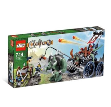 LEGO Castle trollen strijdwagen 7038 beschikbaar voor biedingen