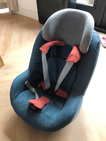 Maxi cosi pearl inclusief isofix familyfix beschikbaar voor biedingen