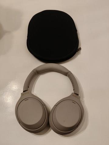 Sony WH-1000XM4 zo goed als nieuw beschikbaar voor biedingen