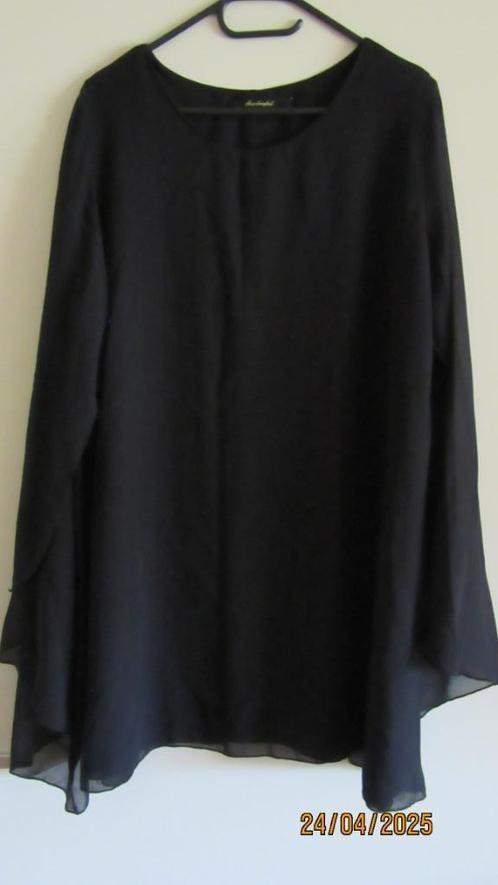 Zwierige Cape Tuniek – Valt als een droom!, Kleding | Dames, Blouses en Tunieken, Zo goed als nieuw, Maat 42/44 (L), Zwart, Ophalen of Verzenden