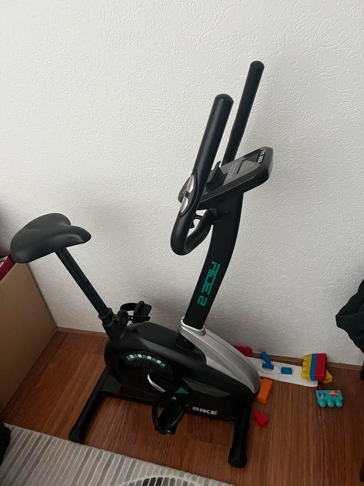 FitBike Ride 2 Hometrainer bijna nieuw, Sport en Fitness, Fitnessapparatuur, Gebruikt, Hometrainer, Benen, Metaal, Ophalen of Verzenden