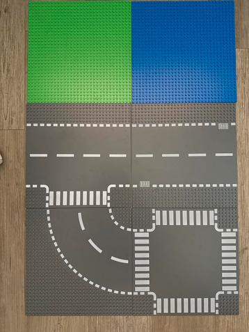 6 Lego grondplaten beschikbaar voor biedingen