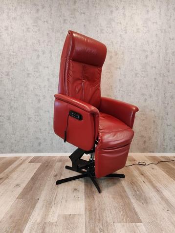 Prominent S100 leren sta op stoel relax and zgan beschikbaar voor biedingen