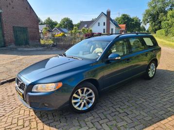 Volvo V70 2.0 2008 Blauw beurt gehad en Apk tot jan 2026! beschikbaar voor biedingen