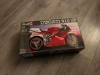 Revell Ducati 916 SP bouwdoos, Hobby en Vrije tijd, Auto, Revell, Groter dan 1:32, Ophalen of Verzenden