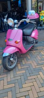 Aprilia mojito 125cc motorscooter.. 1100km, Scooter, Bedrijf, 125 cc, 11 kW of minder