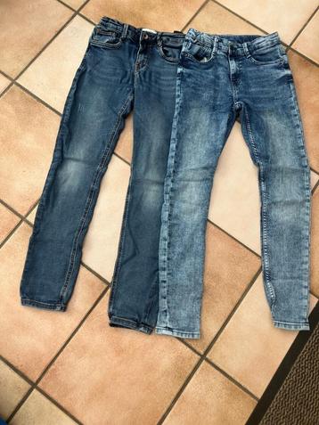 Twee stoere, comfortabele skinny jeans,maat 158, prima staat beschikbaar voor biedingen