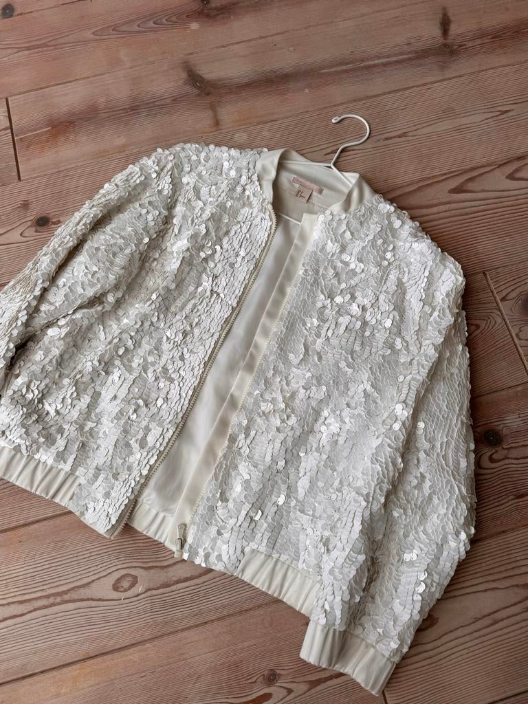 Creme witte jas met pailletten maat XS, Ophalen of Verzenden, Zo goed als nieuw, Maat 34 (XS) of kleiner, Wit