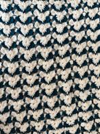 Gehaakte Deken Wit & Blauw - Handgemaakt, Huis en Inrichting, Woonaccessoires | Plaids en Woondekens, Ophalen, Nieuw