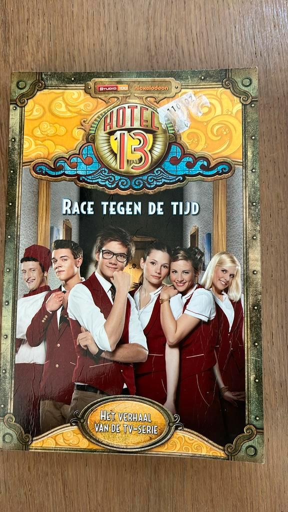 Gert Verhulst - Race tegen de tijd, Boeken, Kinderboeken | Jeugd | onder 10 jaar, Zo goed als nieuw, Ophalen of Verzenden
