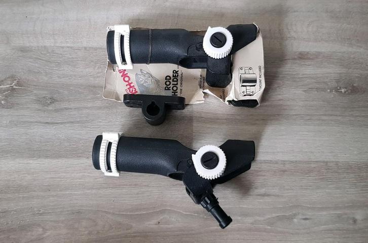 2 nieuwe Fish-on hengelsteunen voor slepen in de visboot, Watersport en Boten, Hengelsport | Roofvissen, Ophalen of Verzenden