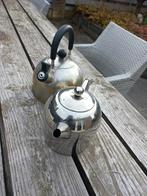 2 theekannen voor op de kachel, Ophalen of Verzenden, Zo goed als nieuw, Rvs