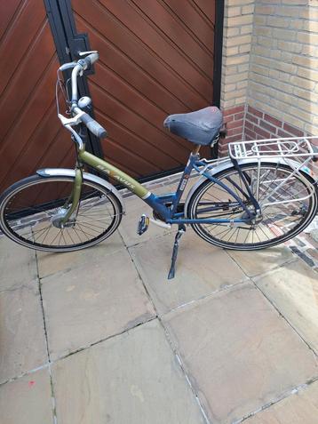 te koop een dames fiets  ingst  frame maat 48--50   beschikbaar voor biedingen