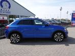 Volkswagen T-Roc 1.5 TSI 150PK Sport DSG R-LINE PANO | ACC |, Auto's, Stof, Euro 6, 4 cilinders, 150 pk