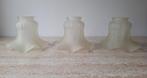 3 x vintage lampenkapjes gesatineerd glas, Huis en Inrichting, Lampen | Lampenkappen, Ophalen, Gebruikt, Minder dan 25 cm, Vintage