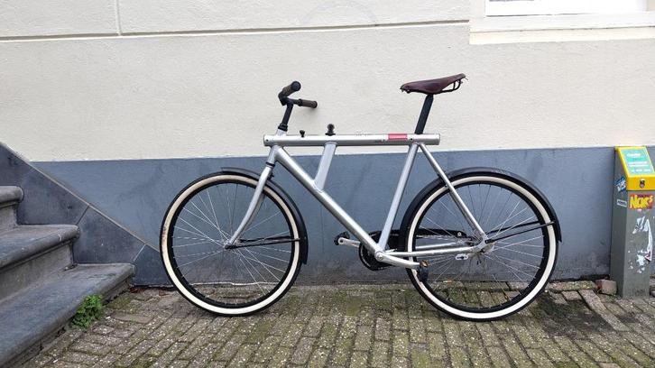 Vanmoof no3 kleine uitvoering, Fietsen en Brommers, Fietsen | Heren | Herenfietsen, Zo goed als nieuw, Overige merken, Ophalen