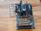 Intel AL440LX slot 1 moederbord + Pentium III 300mhz, Ophalen of Verzenden, Intel