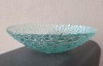 Decoratieve schaal van gebobbeld glas, Ophalen of Verzenden, Zo goed als nieuw, Rond, Glas