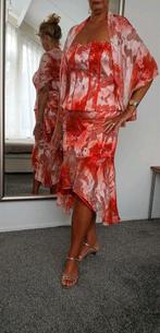 Elegante Rode Jurk met Bloemenprint, Maat 38/40 (M), Ophalen of Verzenden, Onbekend, Gedragen