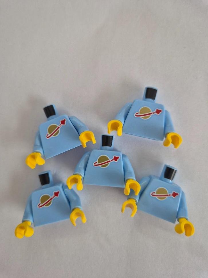 LEGO Classic Space Torso en Broek Lichtblauw, Kinderen en Baby's, Speelgoed | Duplo en Lego, Nieuw, Lego, Losse stenen, Ophalen of Verzenden